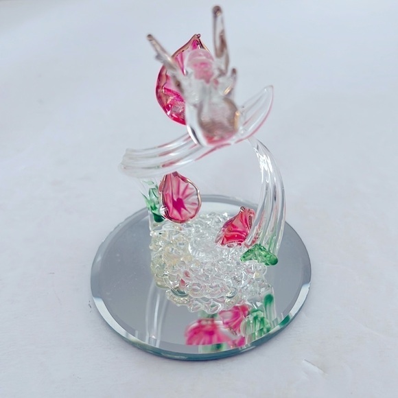 Handcrafted Spun Glass Hummingbird Sculpture on Mirror - Picture 3 of 7